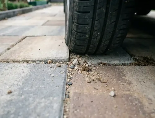 Zijn 60×60 tegels geschikt voor een oprit?